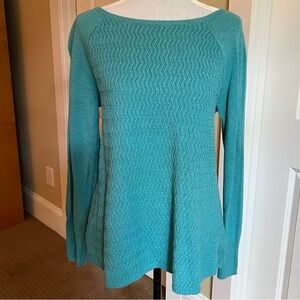 Loft by Ann Taylor sweater knit tunic in Turquoise with long sleeves